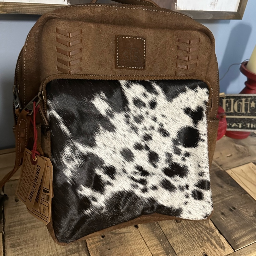 Ladies conceal carry back pack 12 x 11 STS Ranchwaer. Brand new with tags